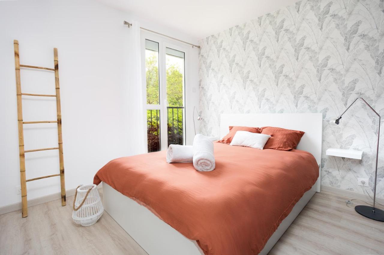 Lecosymelunais : Parking Gratuit + Balcon Amenage Buitenkant foto